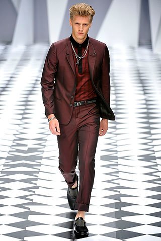 VERSACE ss 2011 VERSACE ss 2011