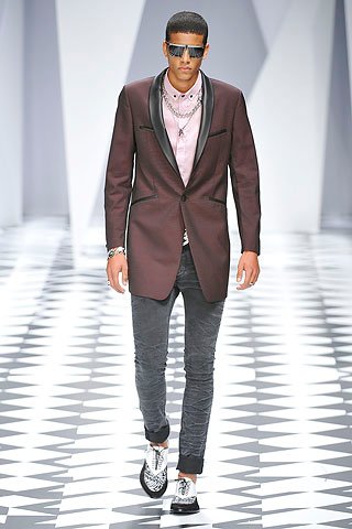 VERSACE ss 2011 VERSACE ss 2011