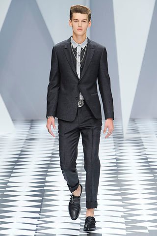 VERSACE ss 2011 VERSACE ss 2011