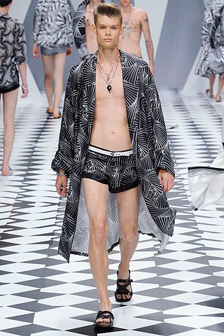 VERSACE ss 2011 VERSACE ss 2011
