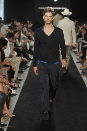 Ermanno Scervino ss 2010 collection