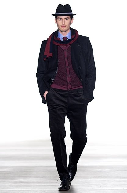https://menstyle.lt/images/stories/Drabuziai/kolekcijos/tigerofsweden/AW2010/ts4.jpg