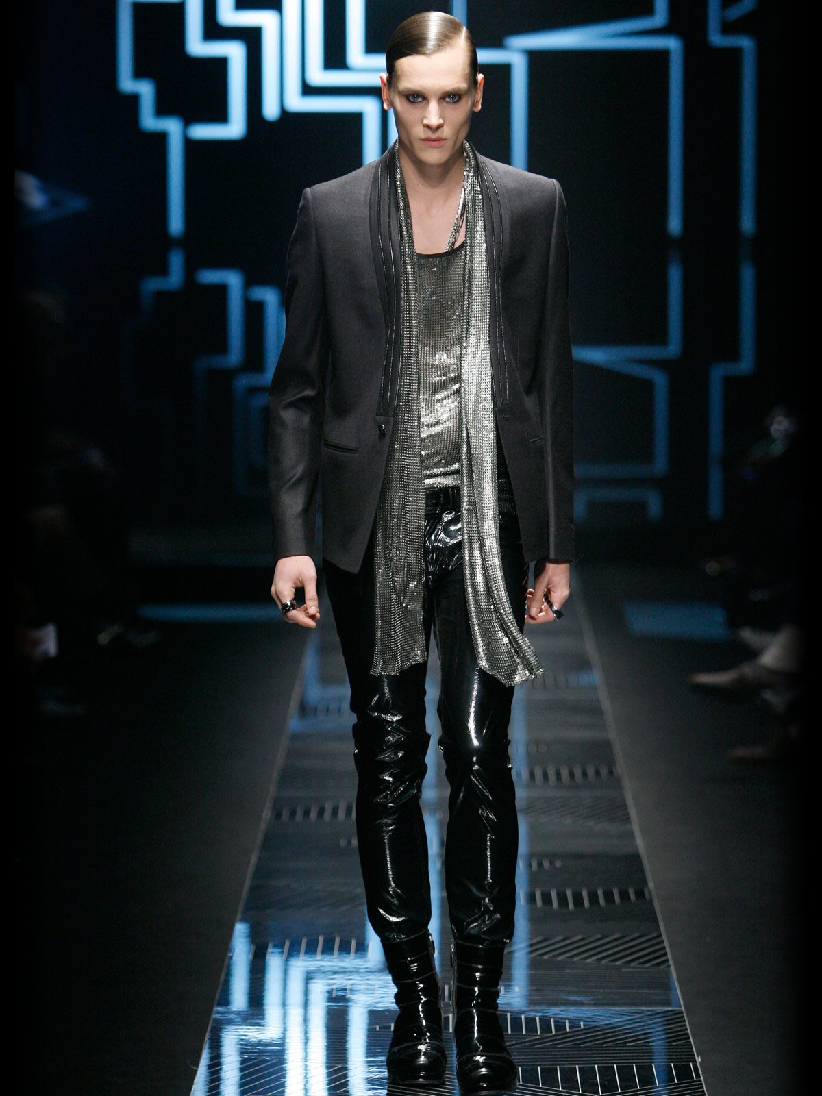 Versace f/w 2010-2011