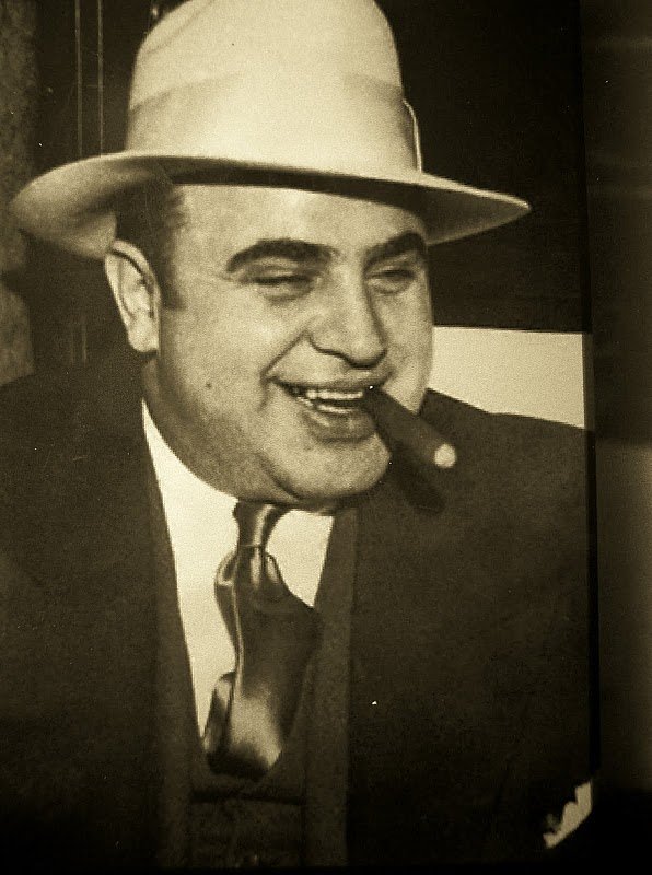 Al Kaponė su panama Stilingos vyriškos skrybelės